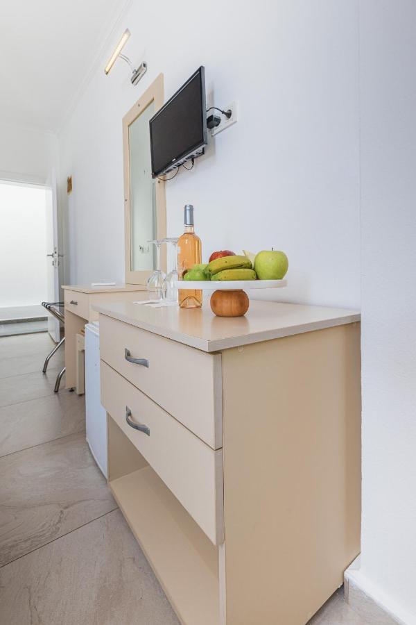 Basic Triple Room