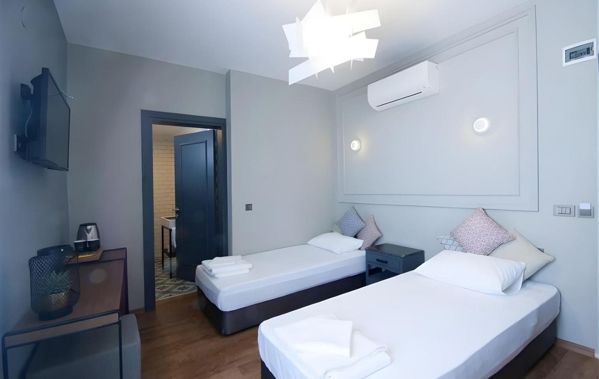 Deluxe Çift Kişilik veya İki Yataklı Oda