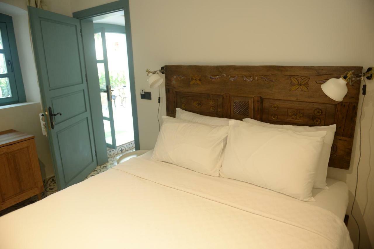 Deluxe Room,843403589:JPEG