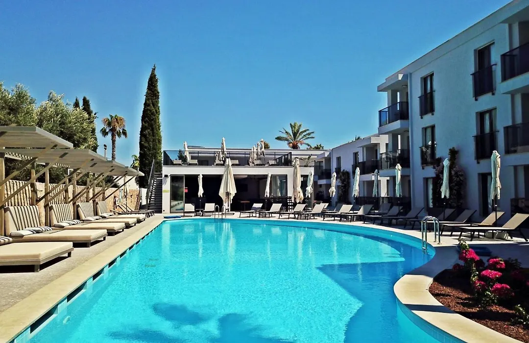 Queen Residences & Apart Hotel-1