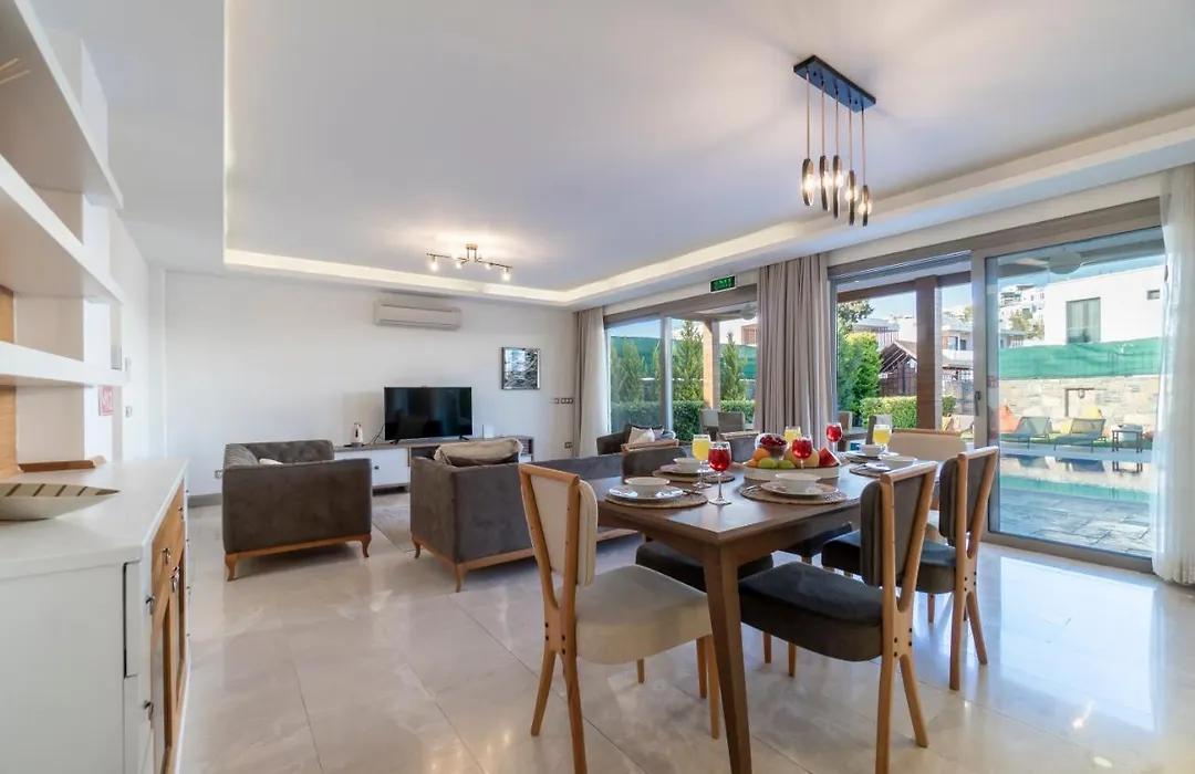 Deluxe Villa Ayshen With Private Swimming Pool-1
