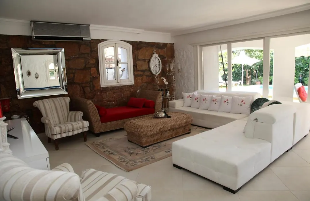 Private Villa- Private Pool And Garden-1