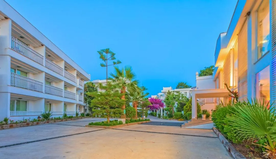 Bendis Beach Hotel-1