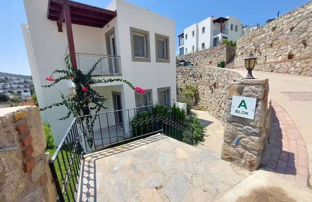 Ibak Lucia Apartments-1