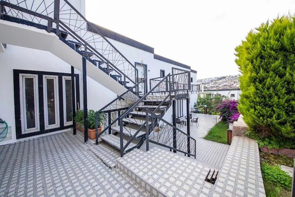 Agios - Oezel Bahceli Ferah Villa-1