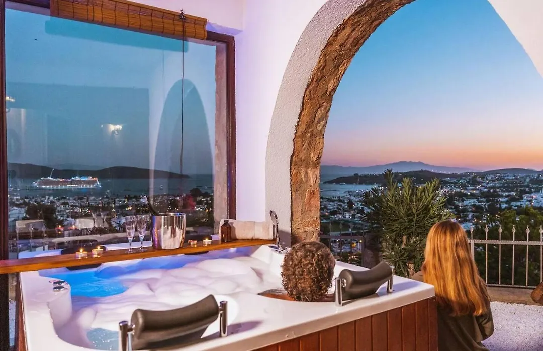 Stunning Villa In Bodrum With Jacuzzi Bodrum-1