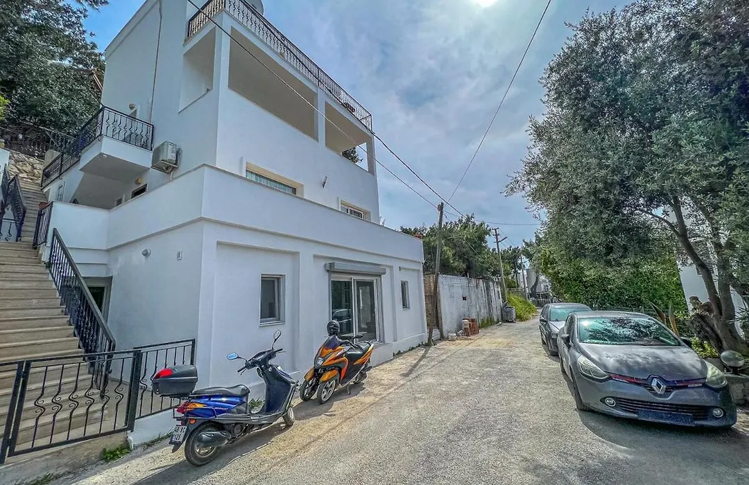 3Br Duplex Close To Bodrum City Center-1