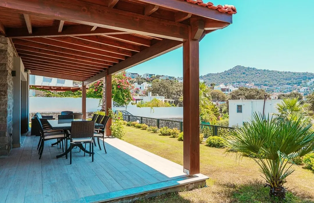 Excellent 3Br Villa With Private Pool GüMüŞLüK-1