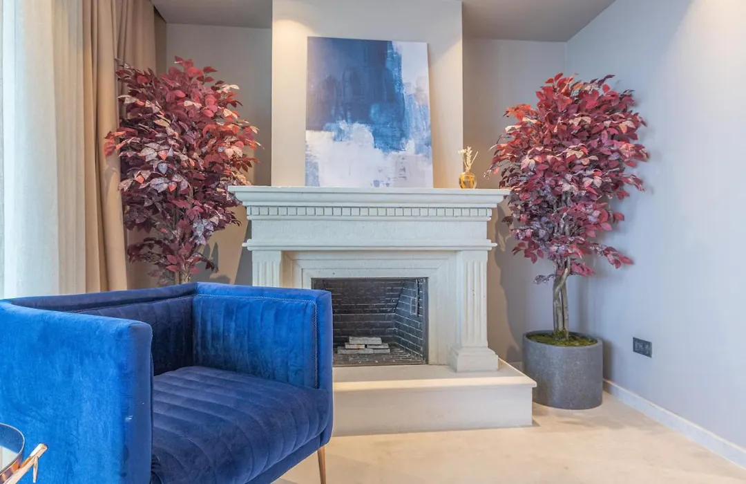 Beverly House-1