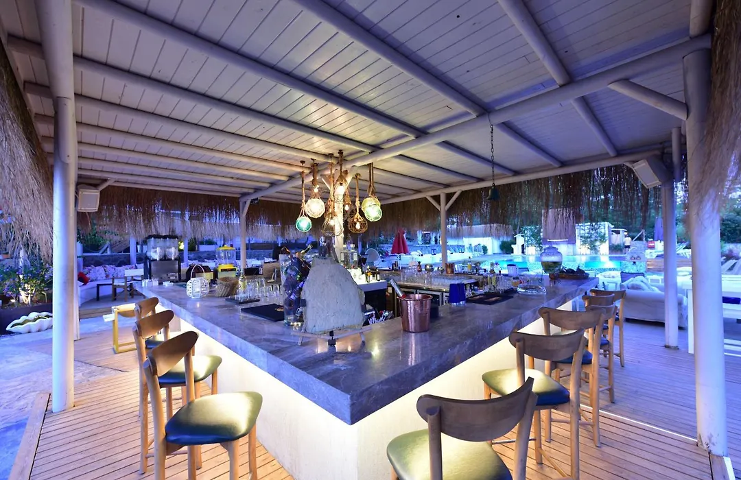 Moon Beach&Hotel-1