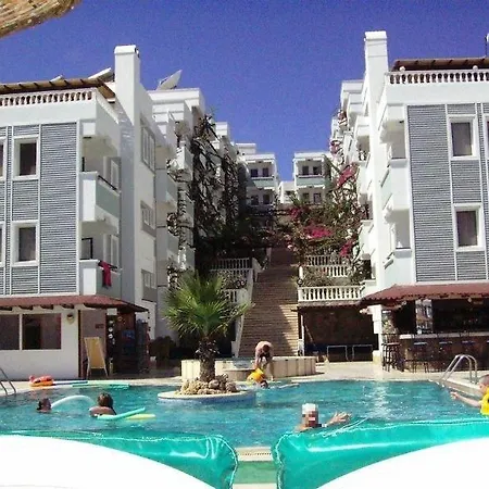 Sunpoint Suites Hotel-3