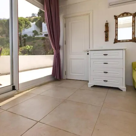 Charming Duplex Villa With Pool And Stunning Mediterranean View In Bodrum-3
