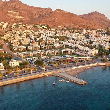 Marina Premium Residences-3