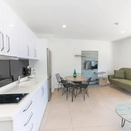 Luminous Seafront Apartment With Fascinating Sea View In The Heart Of Bodrum-2