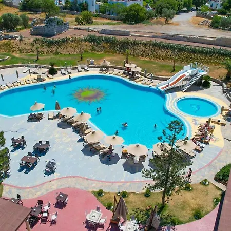 Museum Resort Spa-2
