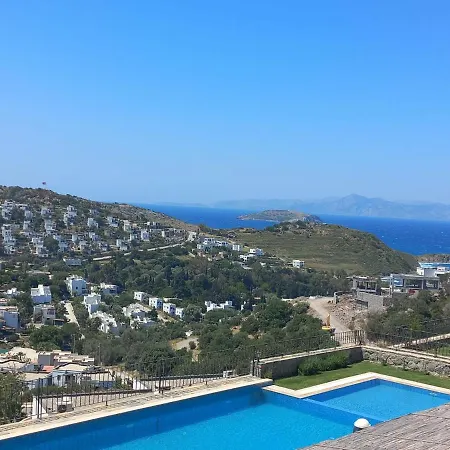Ibak Lucia Apartments-2