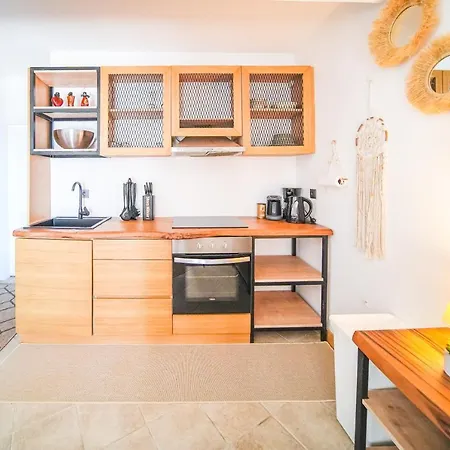 Honeymoon Loft With Jacuzzi Perfect For Couples-2