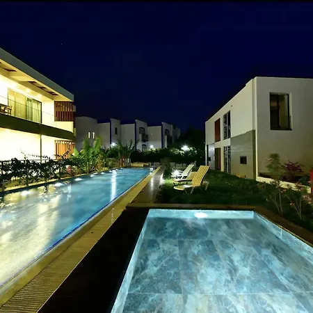 Denize Sifir, Havuz Manzarali, Bodrum Merkezde 1+1-3