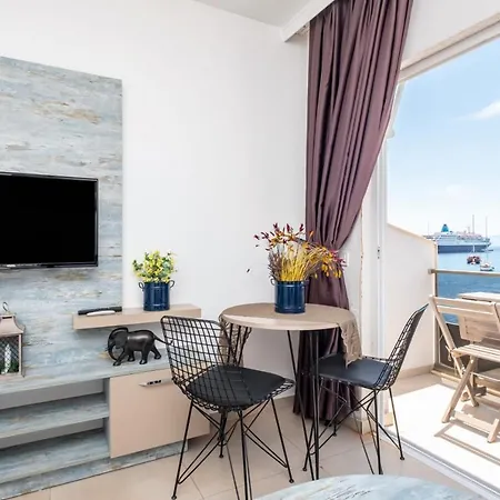 Seafront Flat With Excellent Sea View In Bodrum-3