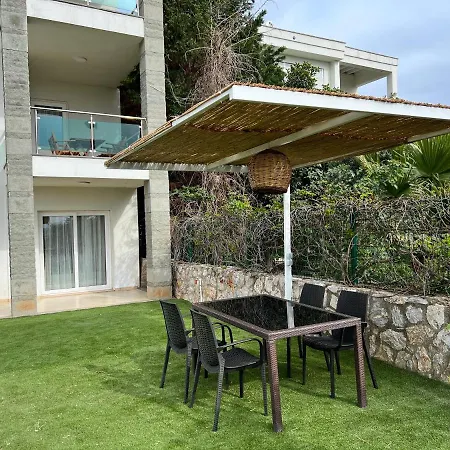2+1 House In Bodrum Center With Sea View And Big Private Garden-2
