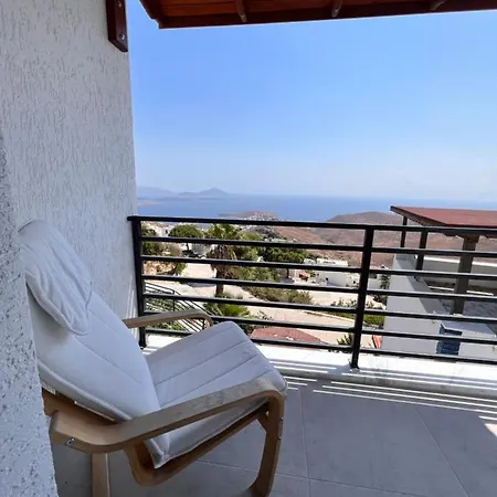 Specially Designed Villa Wprivate Garden&Sea View-3