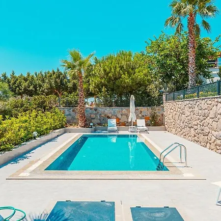Excellent 3Br Villa With Private Pool GüMüŞLüK-3