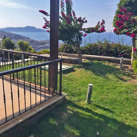 Havuzlu Villa-2
