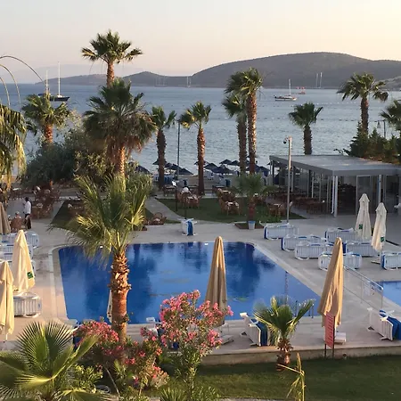 Nagi Beach Hotel-3