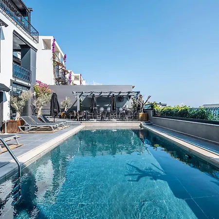 Art & Interiors-3