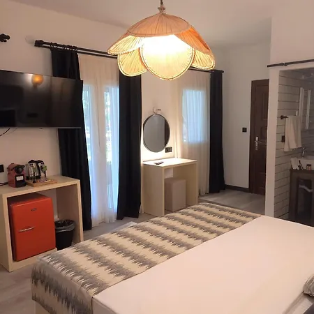 Dolce Vita Luxury Bungalows-2