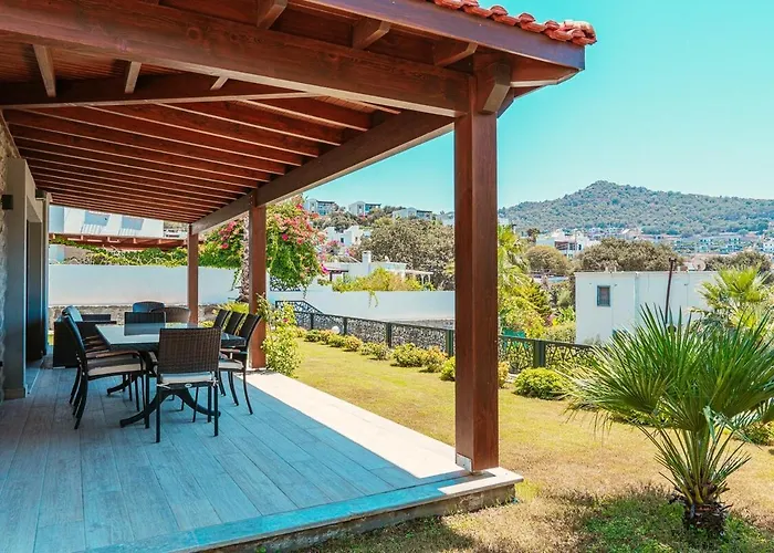 Excellent 3Br Villa With Private Pool GüMüŞLüK Bodrum acceptant les animaux